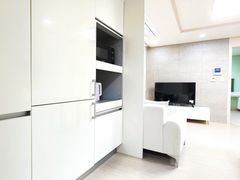 Fully furnished two-bedroom apartment near Mu 3th image