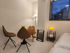 Hotel-quality double bed, suitable for 2 peop 1th image