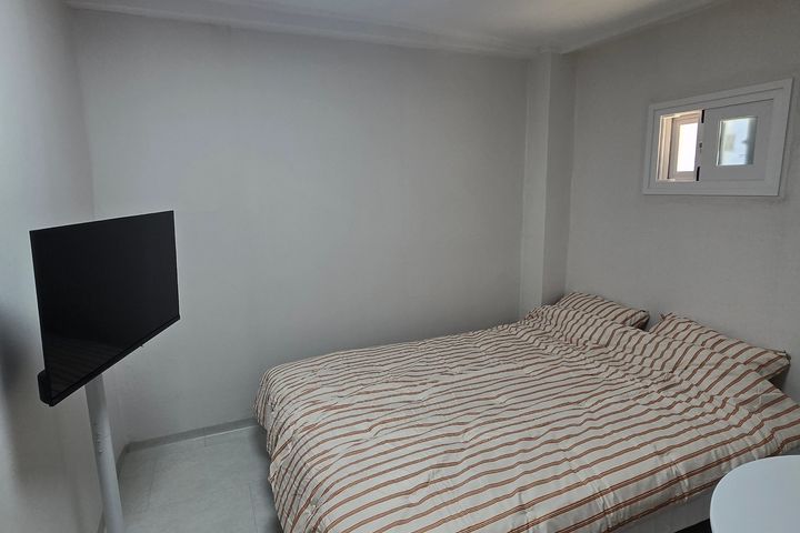 Anyang Station Modern House Unit 5 8th image