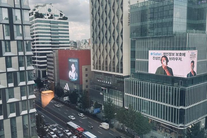 홍대입구역3분🎄4인 11번째 이미지