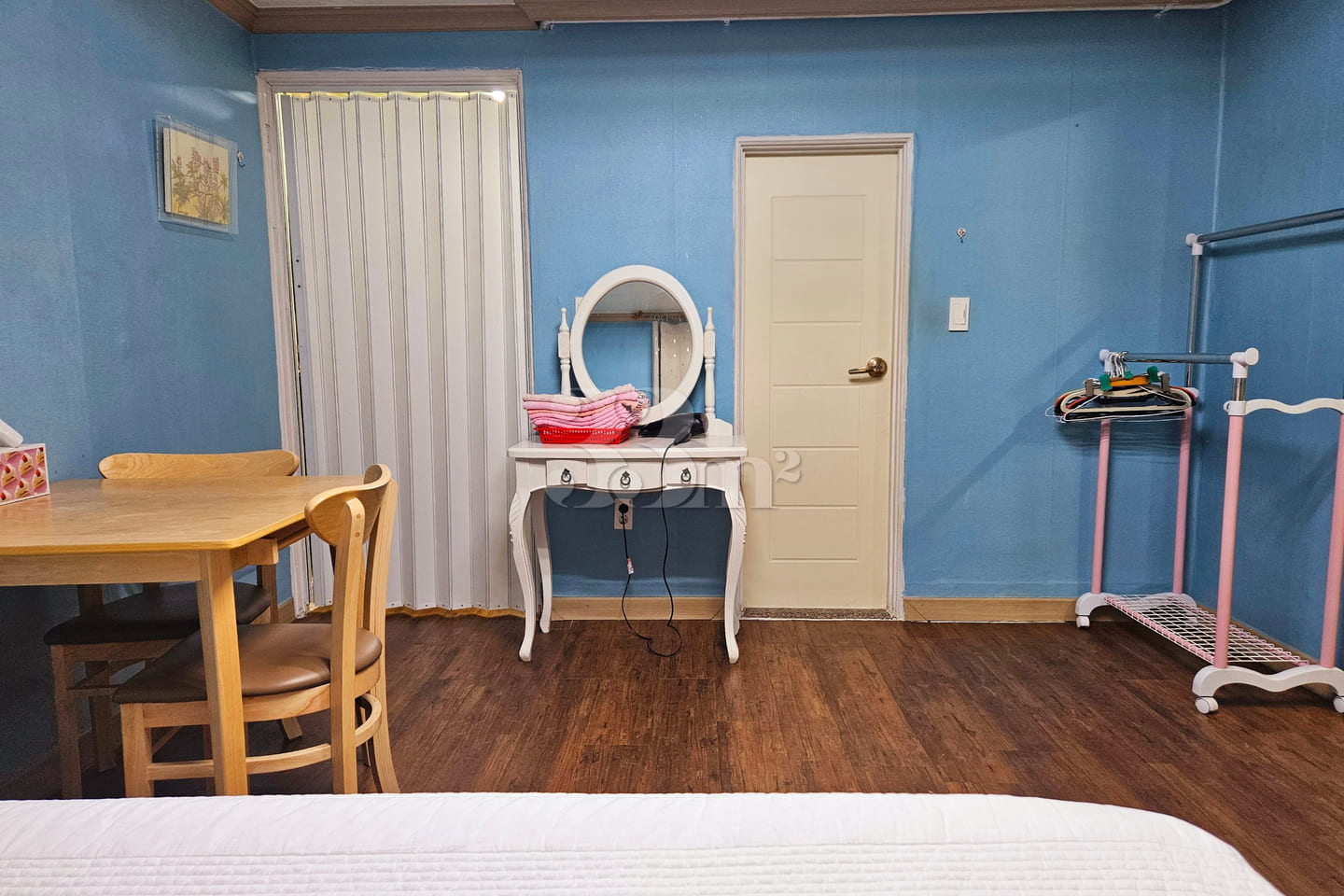 Studio Apartment 15 Minutes from Imdang Stati 4th image