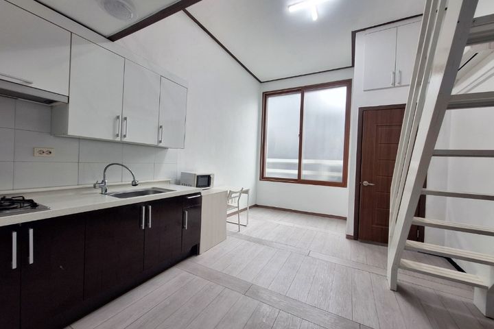 Spacious and pleasant duplex studio 0th image