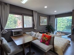 Studio apartment near Seoul National Universi 6th image