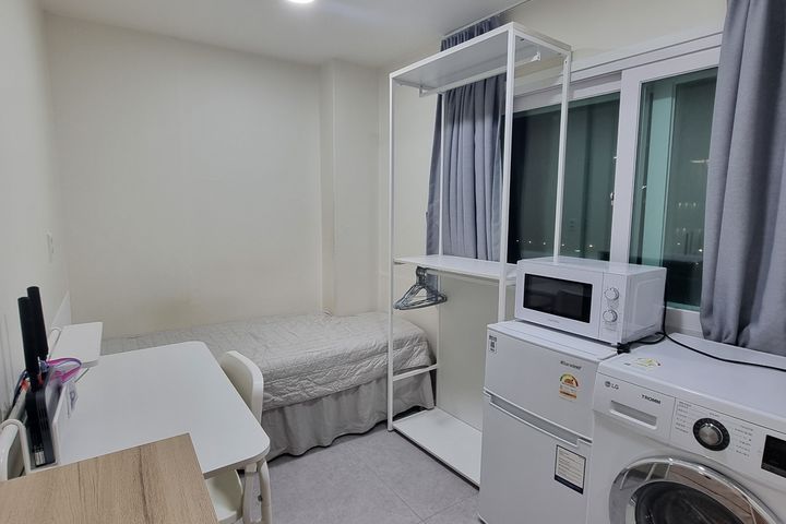 W Stay 122 Sinchon Hongdae Branch 0th image