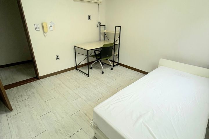 ❤️ Jangseong-dong Studio Apartment with Separ 1th image