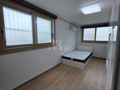 A clean, well-prepared room 3th image