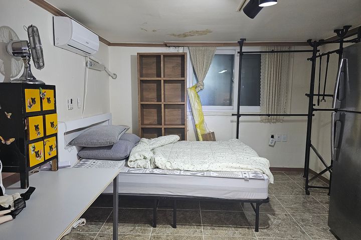 Affordable standalone studio in Mia-dong 0th image