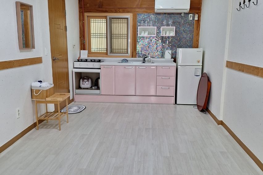 청산도 락 한옥 국화