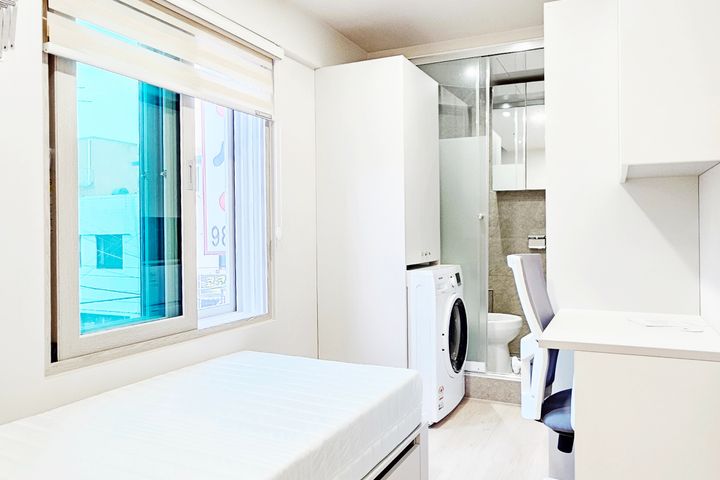 Newly built, fully furnished, high-quality st 1th image