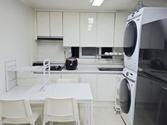 6-room house in Hongdae Yeontral Park area 0th image
