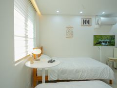 Twin Room in Myeongdong Station Area, Seoul 5th image