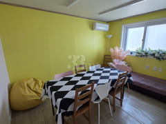 2-bedroom unit with a private 20-pyeong rooft 5th image