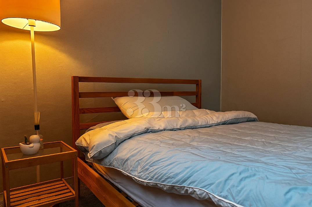 GrayHouse_3-Room 4th image