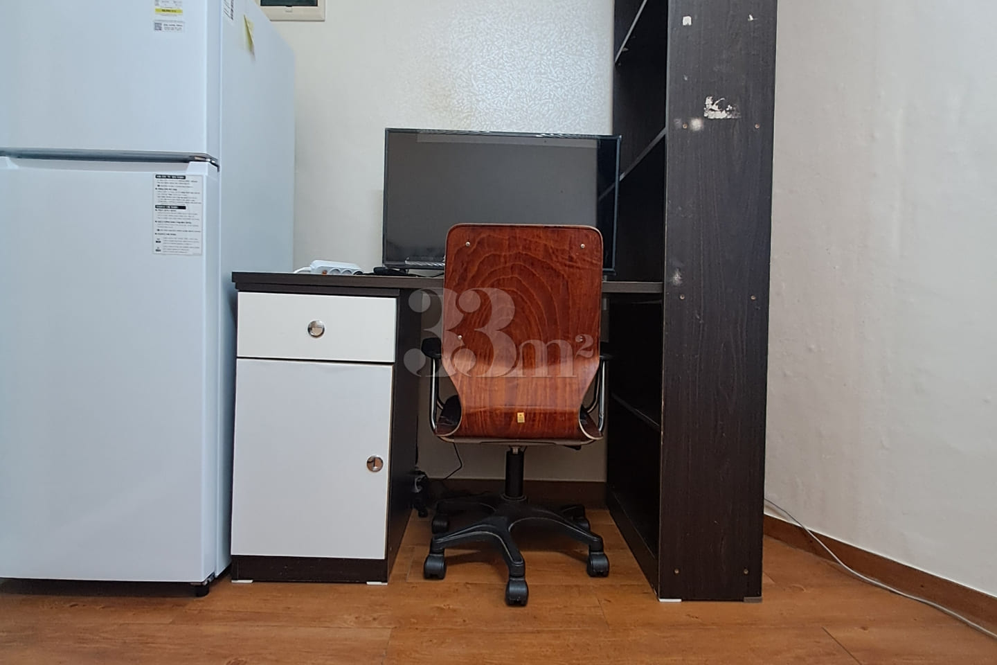 Dokkaebi Studio Apartment, Unit 305 1th image
