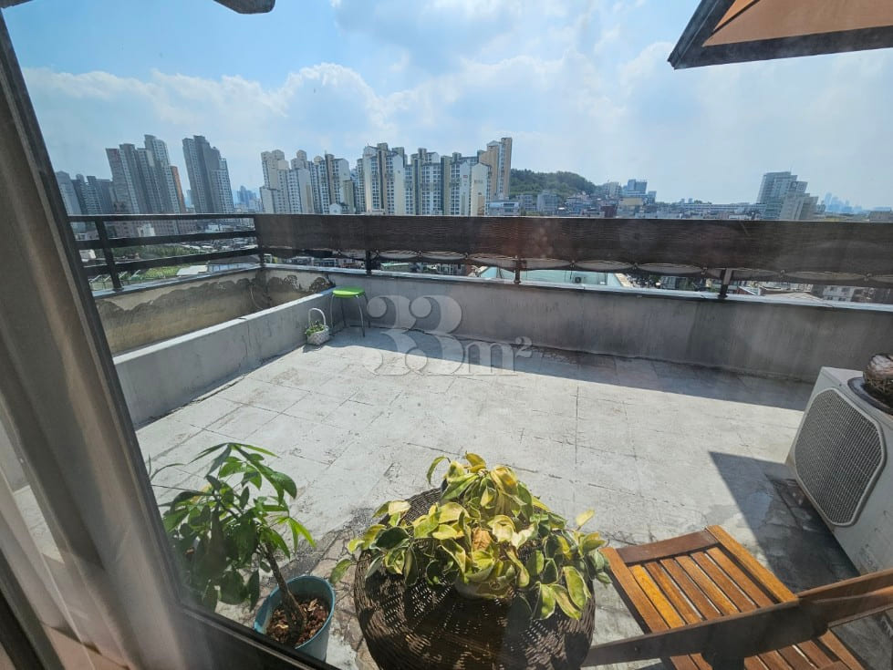 Hongdae City View with Veranda 19th image