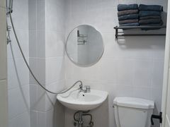 A sun-drenched two-room apartment. 12th image
