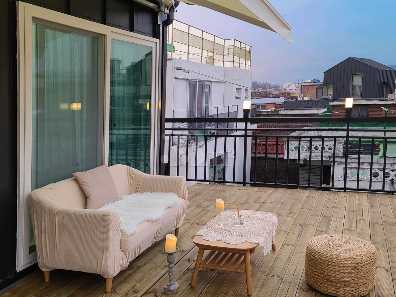 Rooftop room, 1 minute from Hongdae Station 7th image