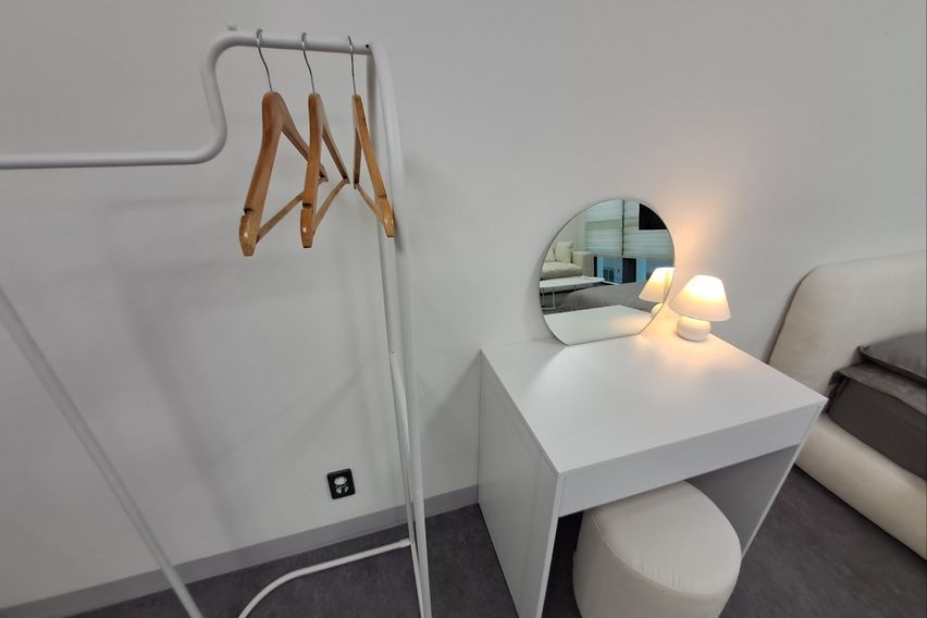 👍미니멀한 안식처 4번째 이미지