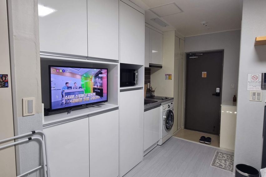 동묘앞역 5초 통창뷰 3번째 이미지