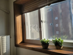 4. Fully renovated, 2 rooms with good natural 2th image