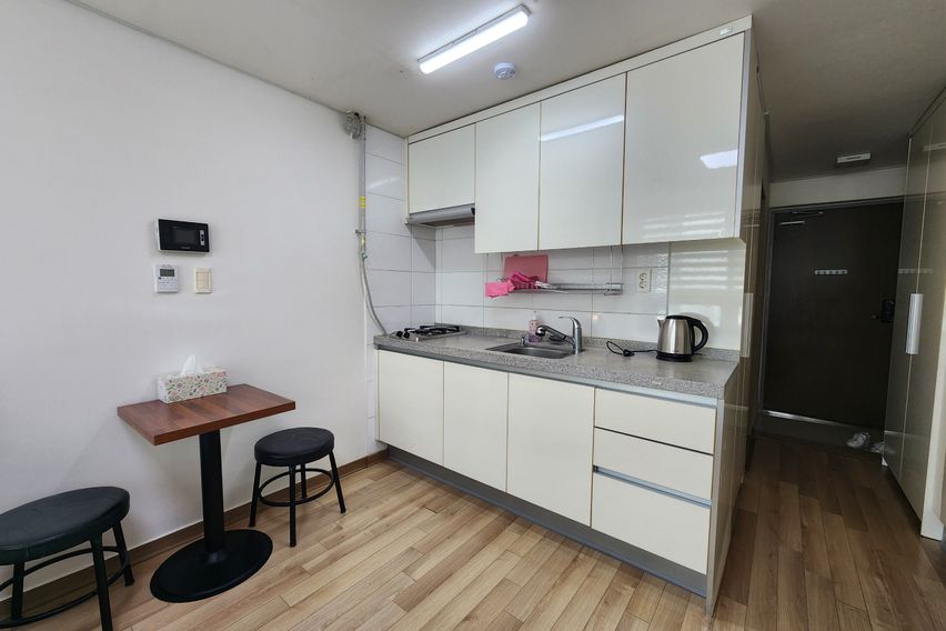 김해중심 오피스텔6층