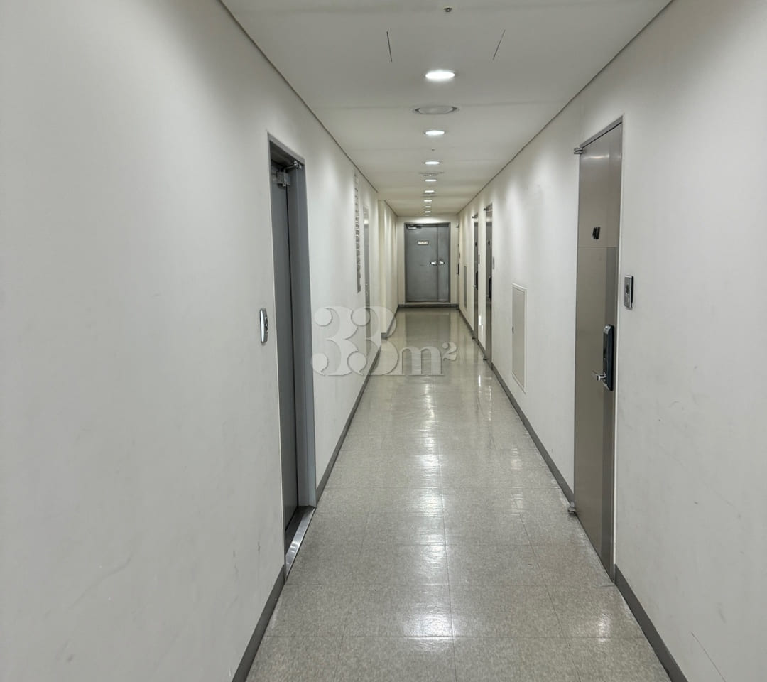 9-pyeong unit with floor-to-ceiling windows,  9th image