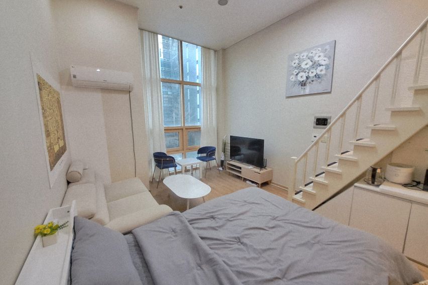 전망좋고 넓은 복층집