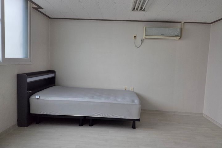 A comfortable home near Bucheon Station 1th image
