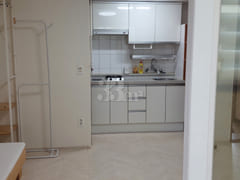 The Yellow House in Bangnim-dong 2th image