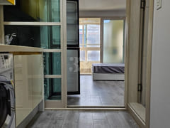 One-room apartment, 45 sq.m., 1 minute from J 9th image