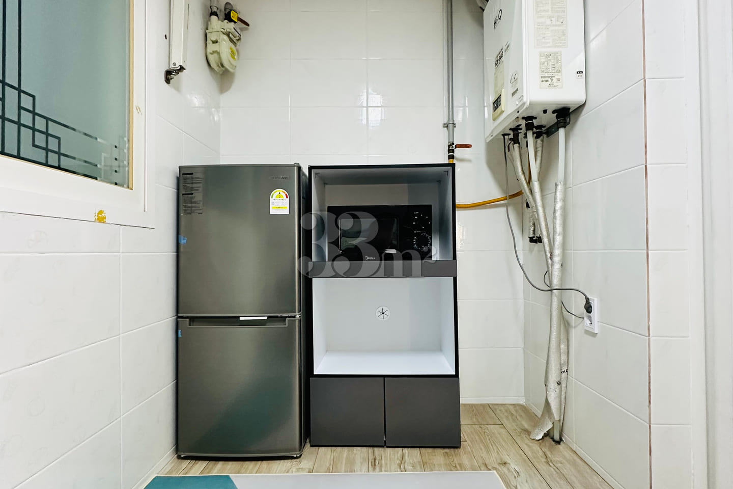 Women-only, fully furnished apartment near th 6th image