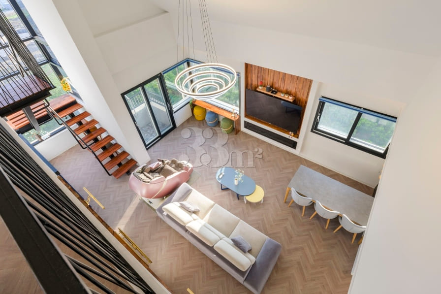 Fantastic Ocean View Luxury Home 13th image