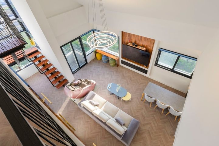 Fantastic Ocean View Luxury Home 13th image