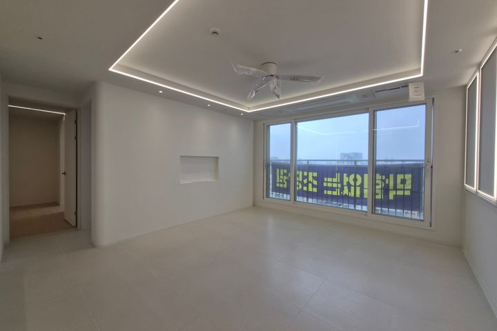 Large, newly built apartment near Bucheon Sta 4th image