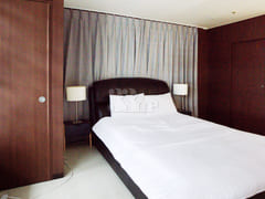 Luxurious three-bedroom, fully furnished 5th image
