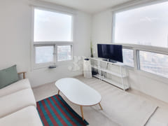 White & pleasant space! 0th image