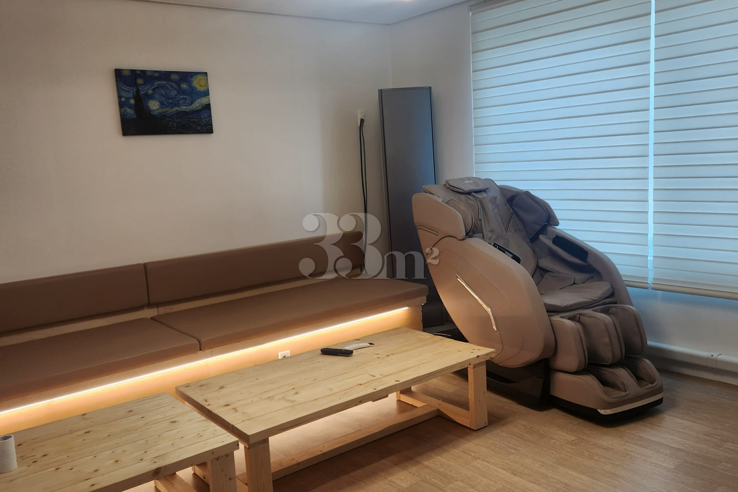 Spacious 35-pyeong detached house 3th image