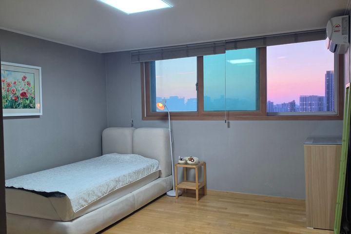 4-bedroom apartment near Sindaebang Station a 18th image