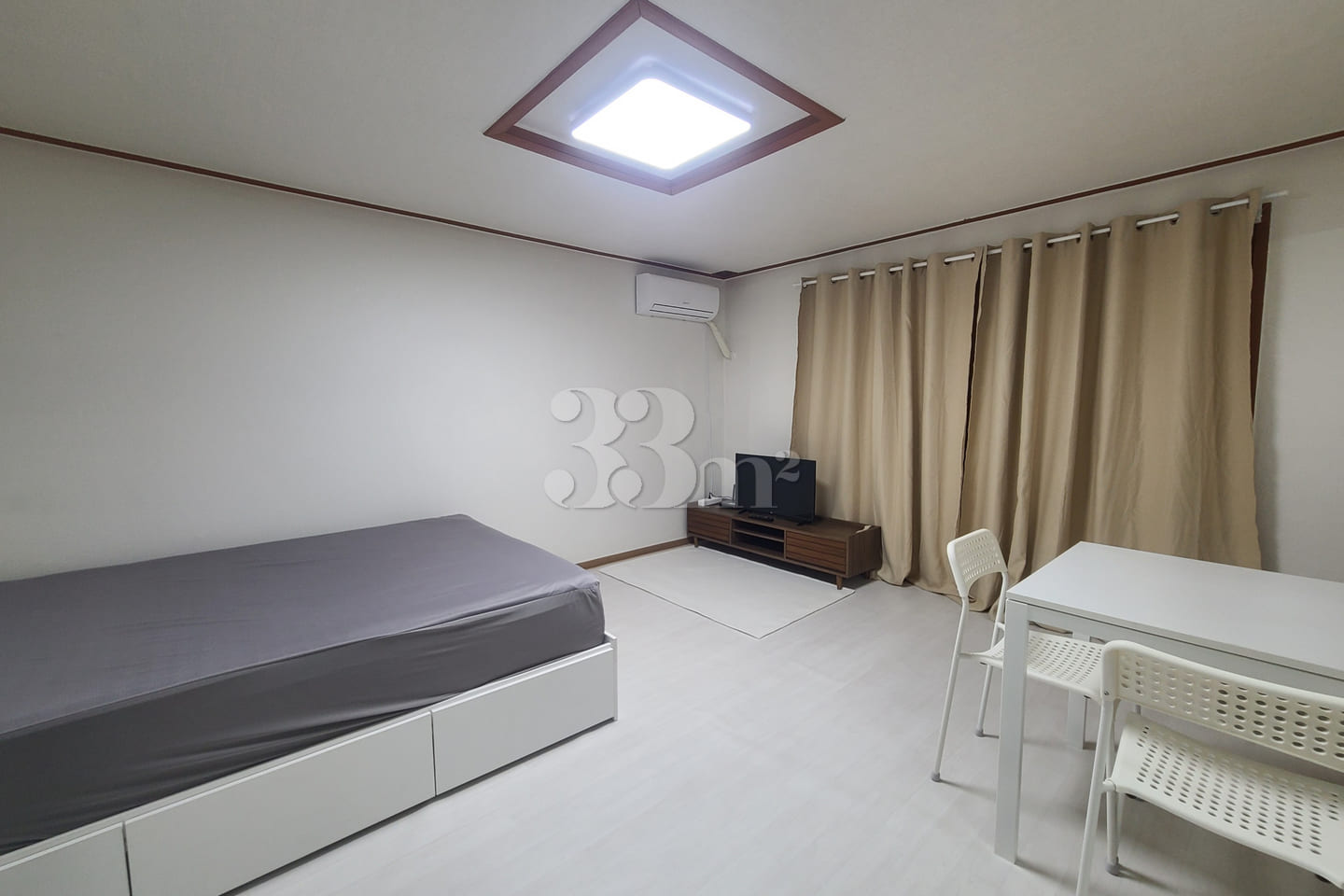 Dujeong-dong, spacious room with 1 queen bed 3th image