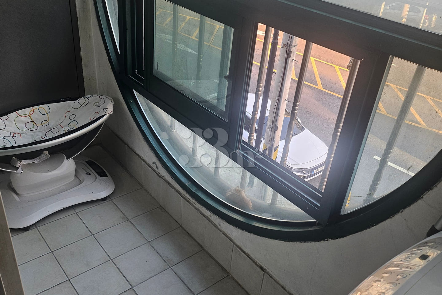 Studio apartment with an elevator 1th image