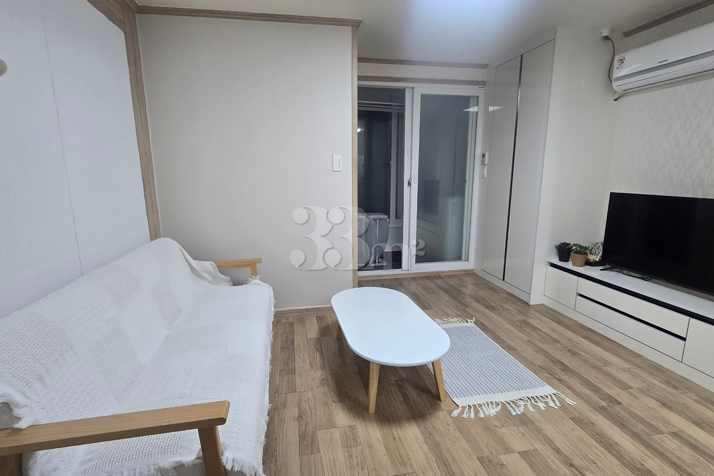 Studio apartment near Samsung Jije Station an 6th image