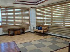Fully furnished, west-facing, 4-bedroom unit 6th image