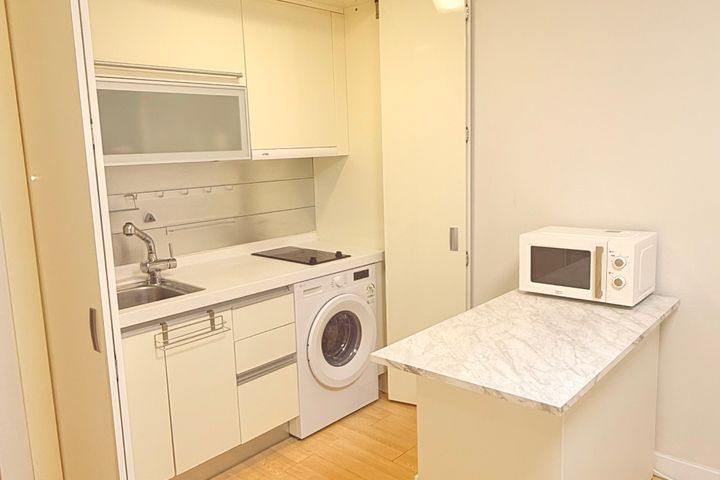 5-minute walk from Gangnam Station, fully fur 6th image