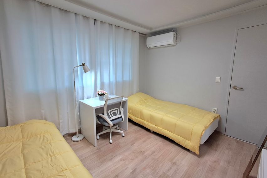 경희대 회기역 쓰리룸 1번째 이미지