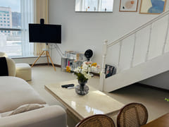 Mapo High-Rise Penthouse with a View 9th image