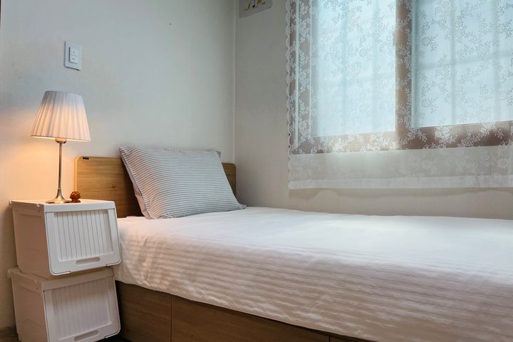 Small Rest (Women-only, Single Occupancy) 0th image