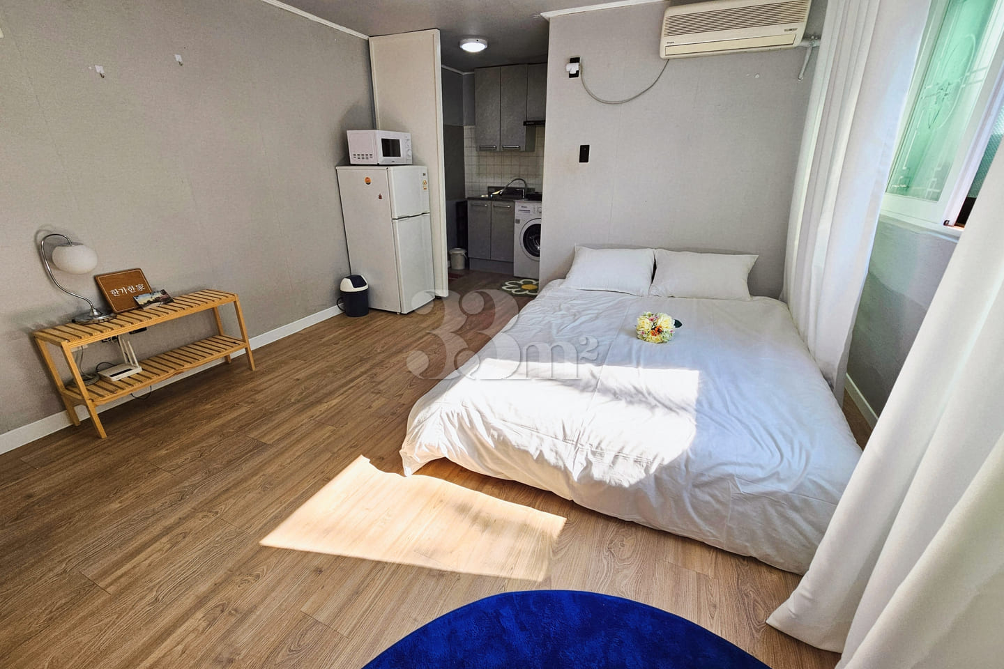 Hotel-style bedding for two in Sillim 2th image