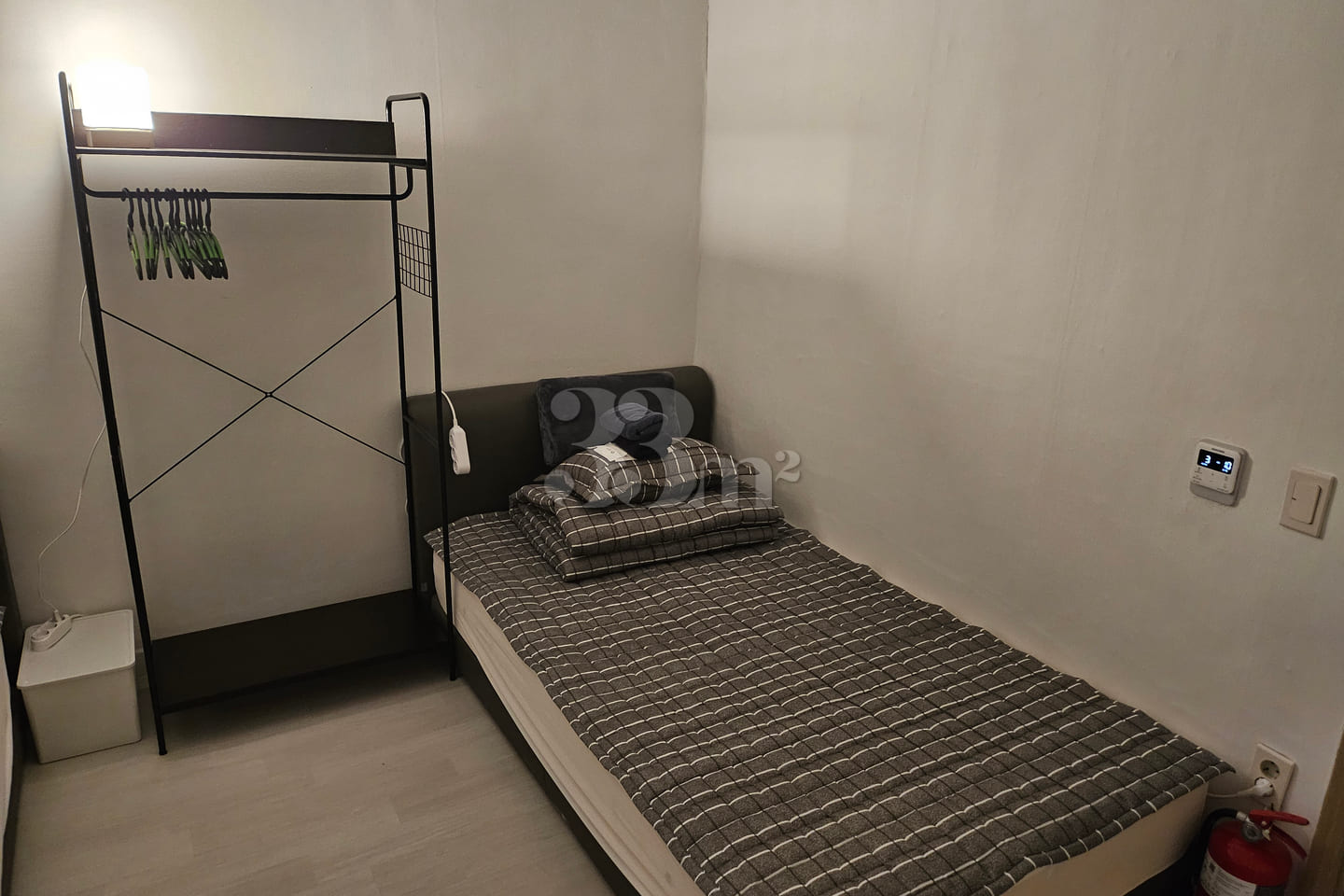 Three-room (4-7 people) 15th image