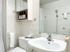 Two-room apartment near Seolleung Station in 8th image