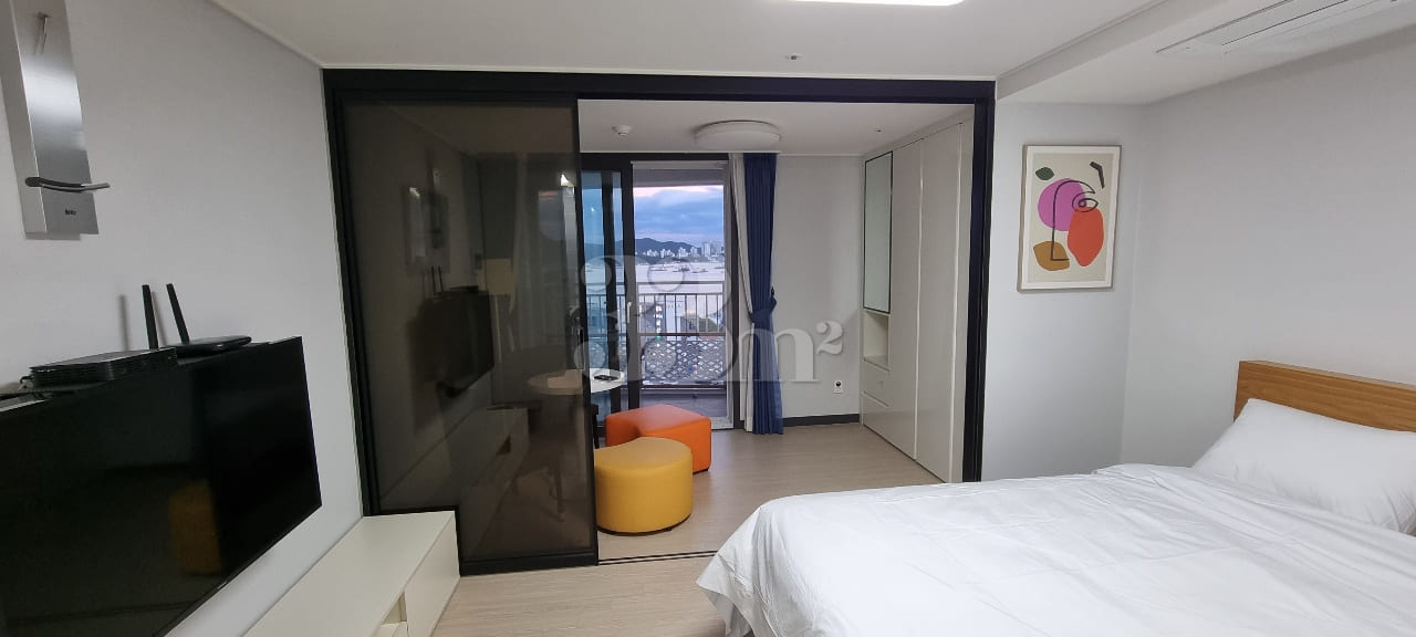 Yeosu Night Sea I Fully Furnished 4th image